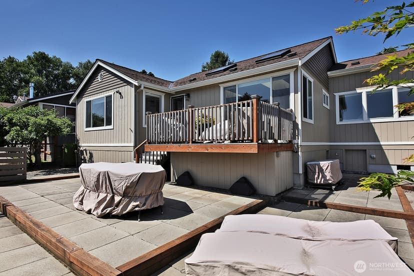 Property photo for 424 Island View Lane, Langley photo 32