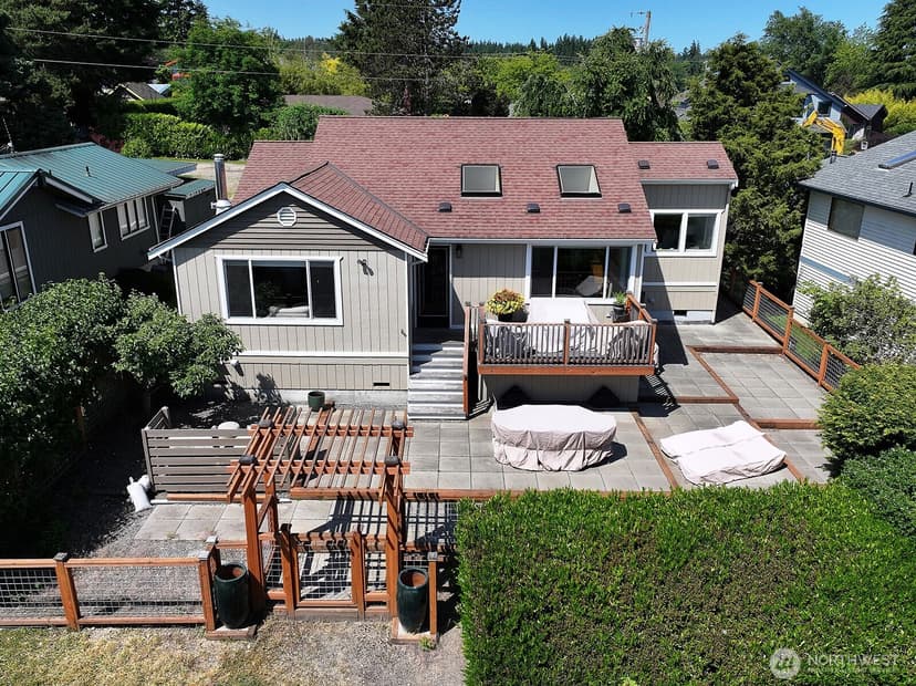 Property photo for 424 Island View Lane, Langley photo 30