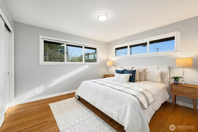 Property photo for 2539 30th Avenue S, Seattle photo 12