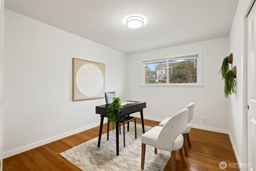 Property photo for 2539 30th Avenue S, Seattle photo 14