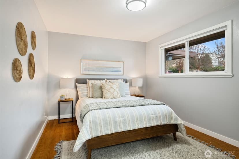 Property photo for 2539 30th Avenue S, Seattle photo 15