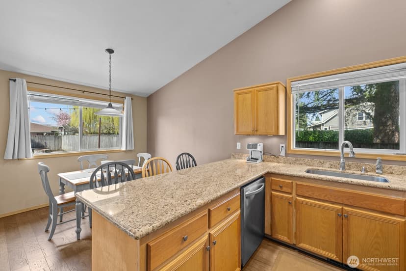 Property photo for 116 16th Street NW, Puyallup photo 15