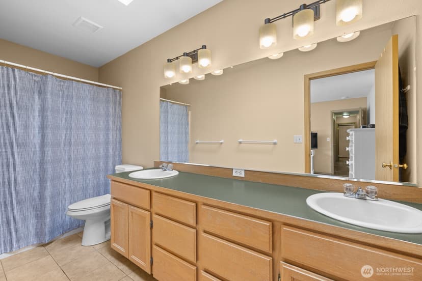 Property photo for 116 16th Street NW, Puyallup photo 20