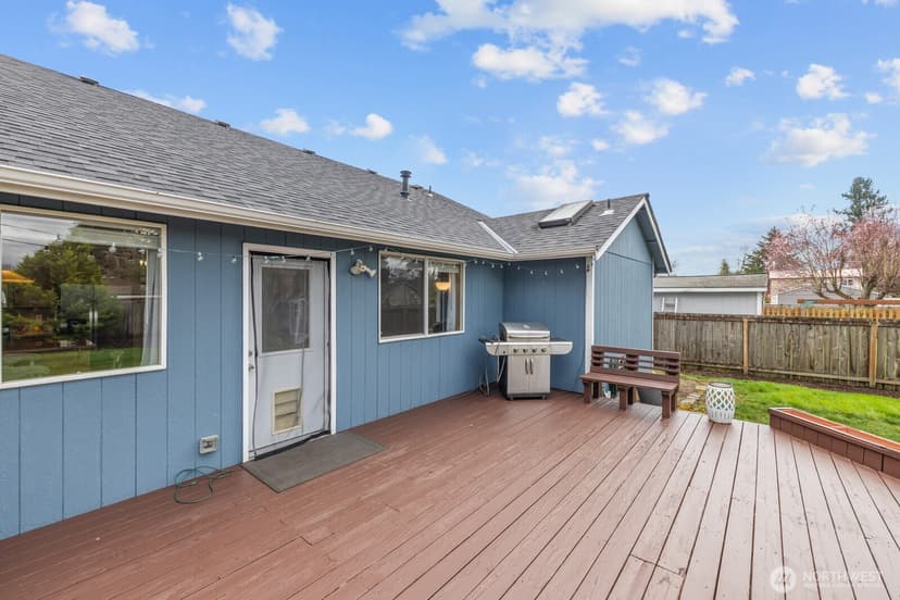 Property photo for 116 16th Street NW, Puyallup photo 29