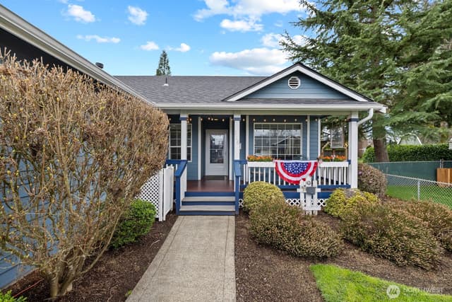 Property photo for 116 16th Street NW, Puyallup photo 3