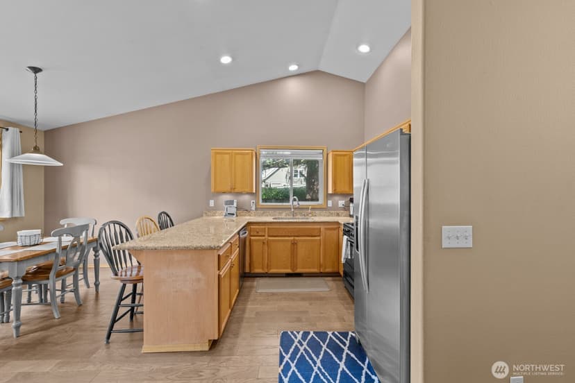 Property photo for 116 16th Street NW, Puyallup photo 12