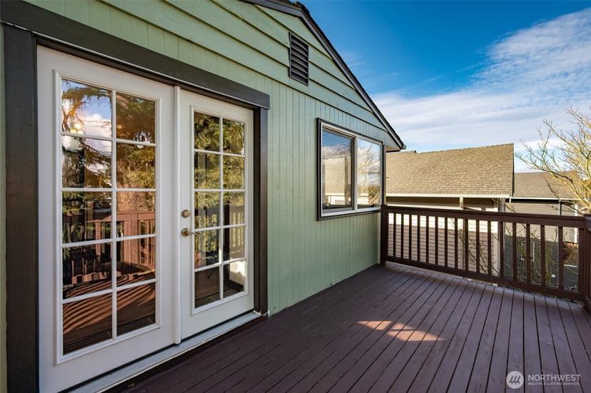 Property photo for 4570 36th Avenue W, Seattle photo 35