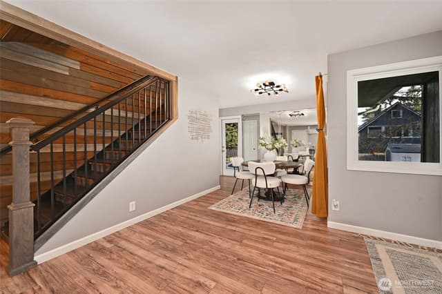 Property photo for 4570 36th Avenue W, Seattle photo 4