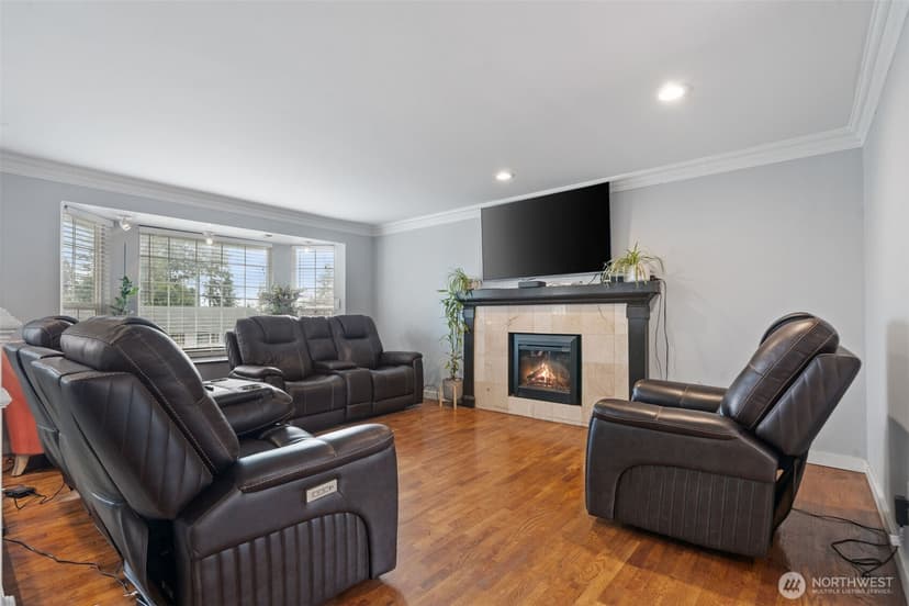 Property photo for 10606 SE 226th St, Kent photo 11