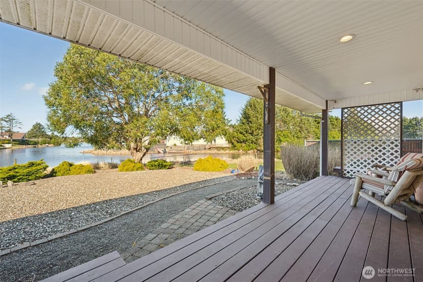Property photo for 643 Quinault Avenue SE, Ocean Shores photo 28