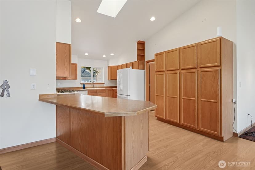 Property photo for 643 Quinault Avenue SE, Ocean Shores photo 17