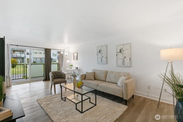 Property photo for 15146 65th Avenue S #505, Tukwila photo 5