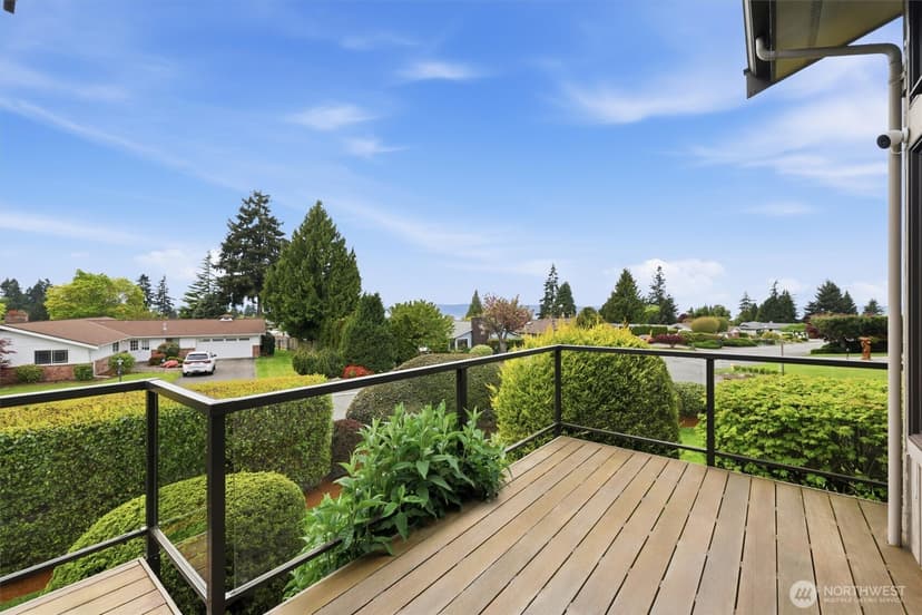 Property photo for 911 S 294th Place, Federal Way photo 6