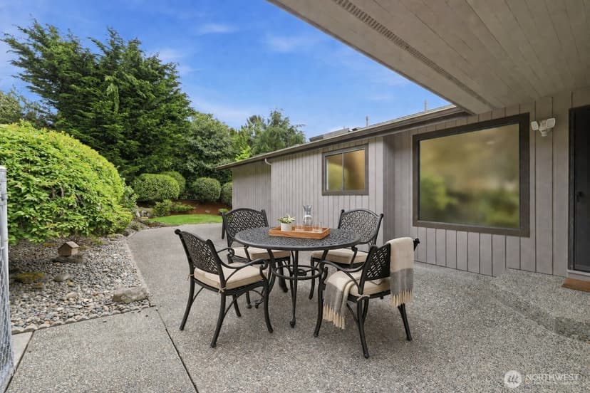 Property photo for 911 S 294th Place, Federal Way photo 35