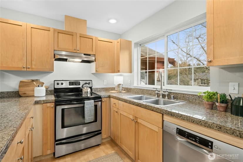 Property photo for 25025 SE Klahanie Boulevard #D302, Sammamish photo 13