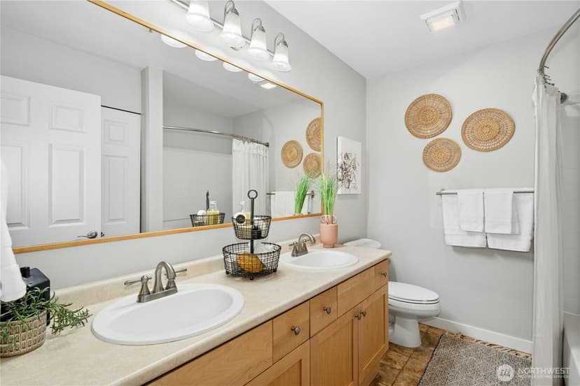 Property photo for 25025 SE Klahanie Boulevard #D302, Sammamish photo 20