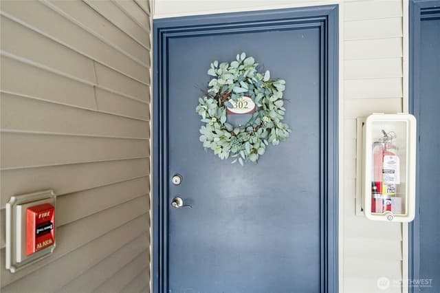 Property photo for 25025 SE Klahanie Boulevard #D302, Sammamish photo 4