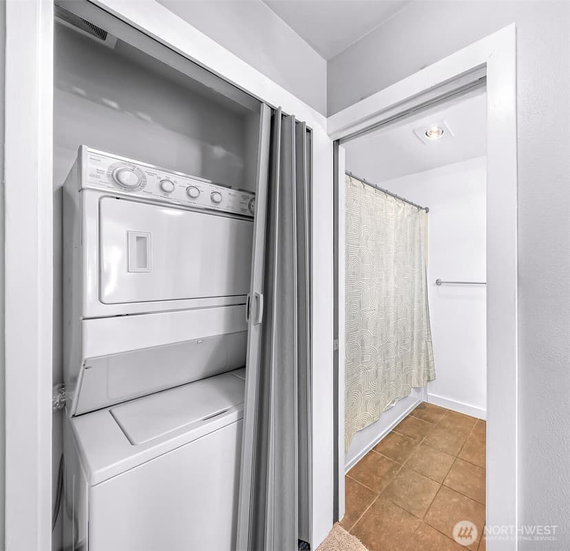 Property photo for 655 Crockett Street #B304, Seattle photo 17