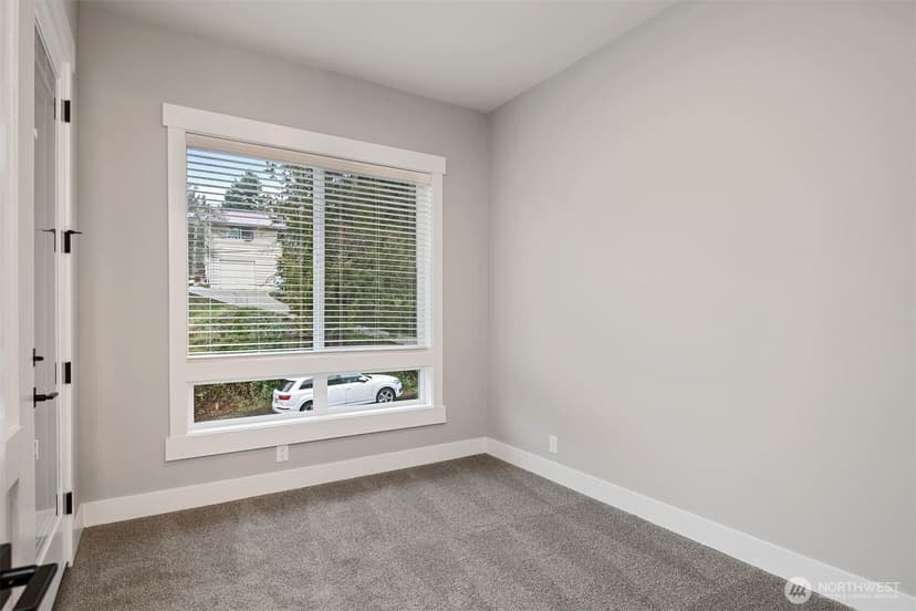 Property photo for 13021 75TH Place S, Seattle photo 5