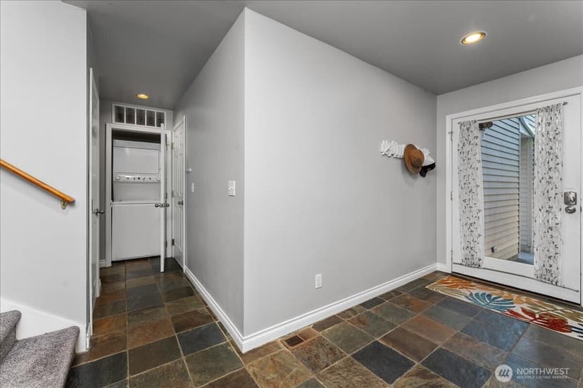 Property photo for 203 Parkway Drive, Manson photo 26