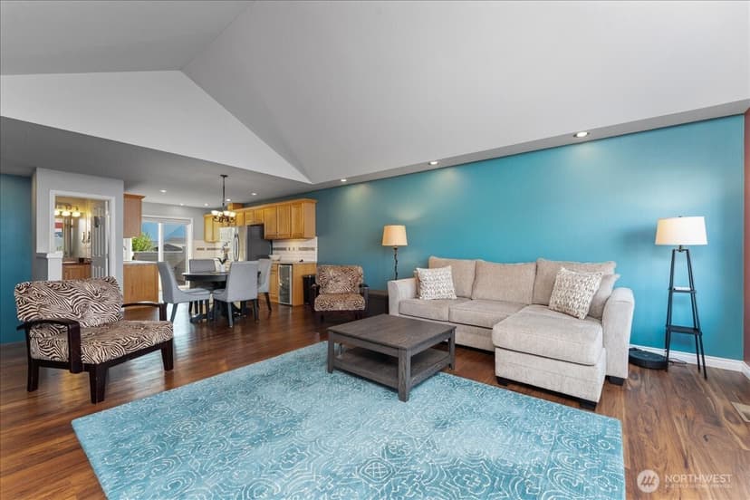 Property photo for 203 Parkway Drive, Manson photo 6