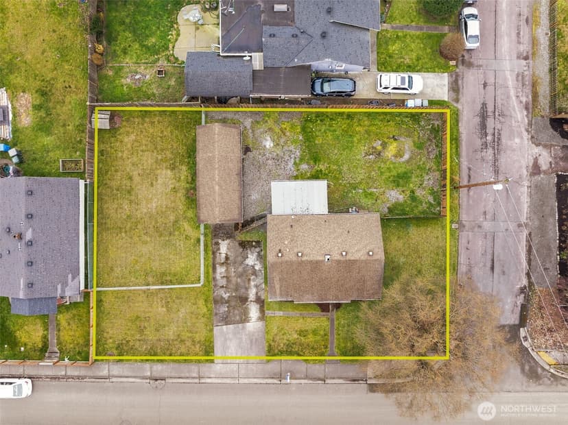 Property photo for 1908 13th Avenue NW, Puyallup photo 20