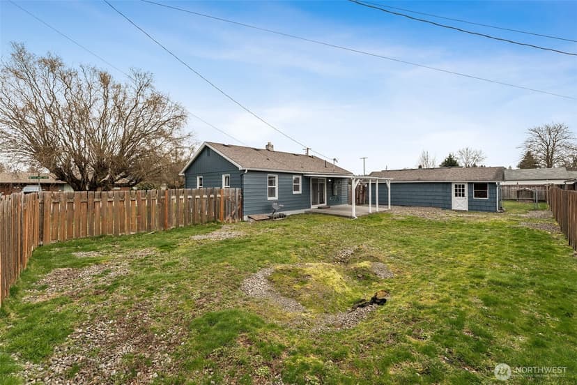 Property photo for 1908 13th Avenue NW, Puyallup photo 25