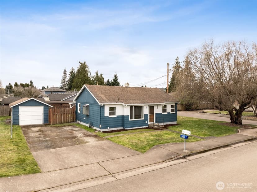 Property photo for 1908 13th Avenue NW, Puyallup photo 32