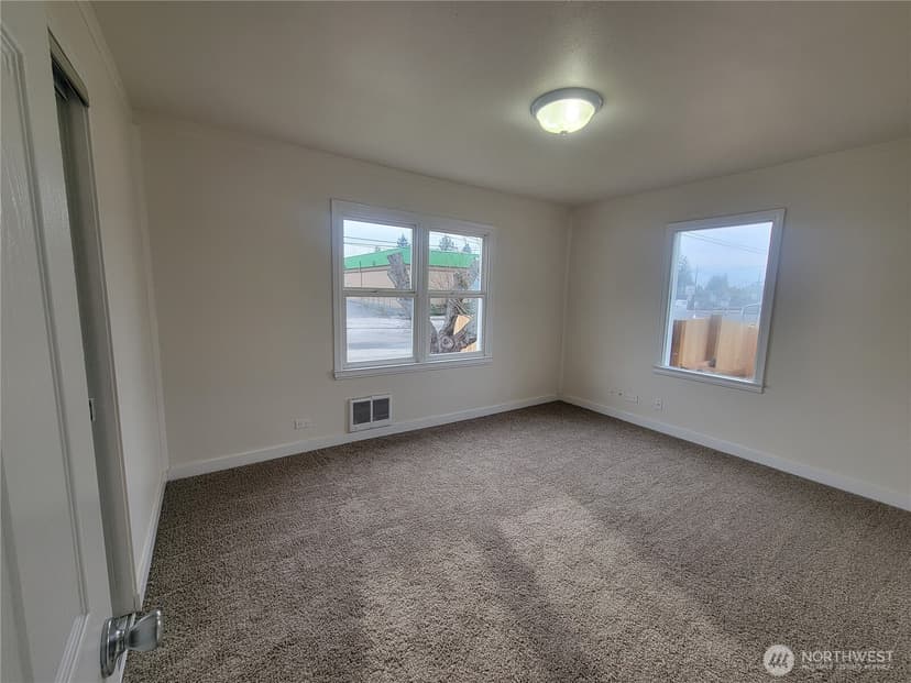 Property photo for 131 S 64th Street, Tacoma photo 12