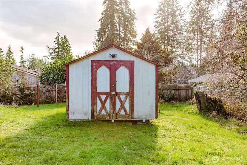 Property photo for 11618 Fry Avenue SW, Port Orchard photo 30