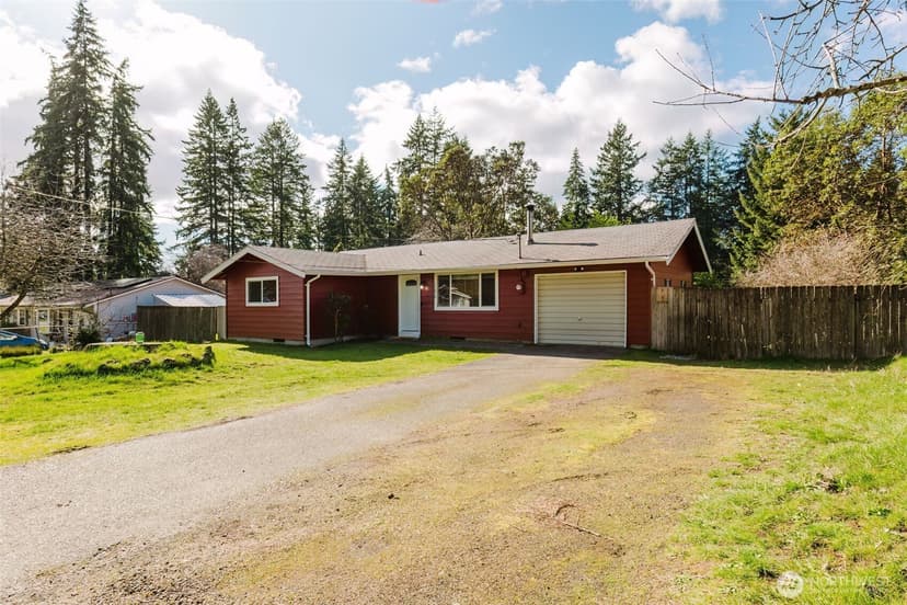Property photo for 11618 Fry Avenue SW, Port Orchard photo 3