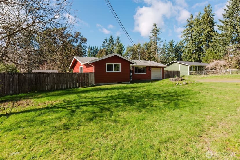 Property photo for 11618 Fry Avenue SW, Port Orchard photo 2