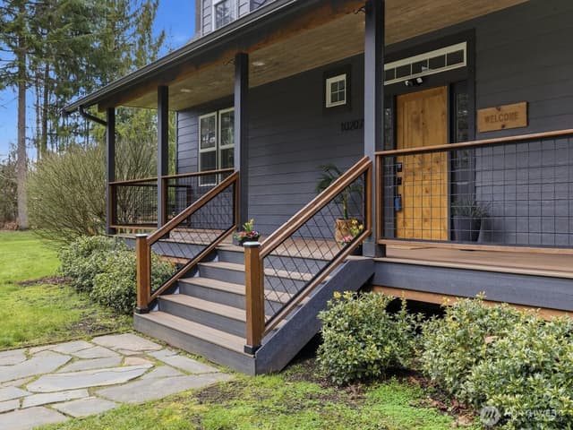 Property photo for 10207 129th Avenue NE, Lake Stevens photo 3