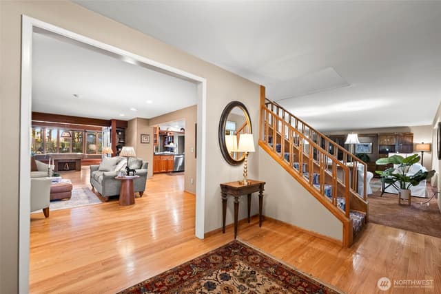 Property photo for 8902 Park Ridge Drive W, University Place photo 3