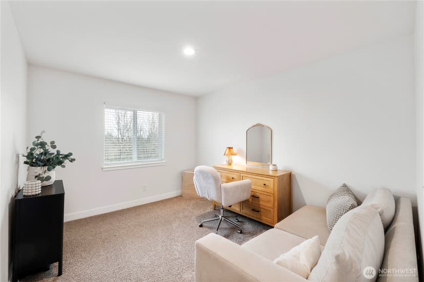 Property photo for 3575 E Grandview Avenue, Tacoma photo 23