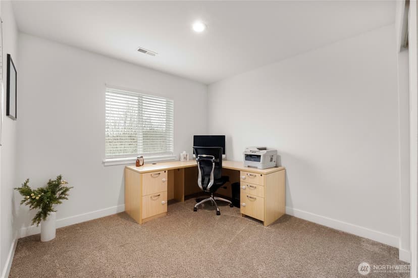Property photo for 3575 E Grandview Avenue, Tacoma photo 25