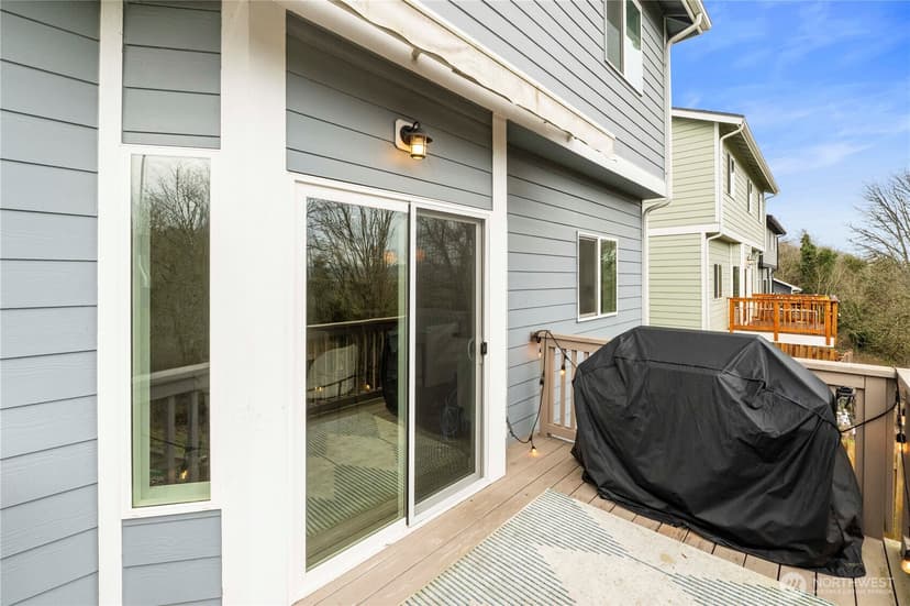 Property photo for 3575 E Grandview Avenue, Tacoma photo 36