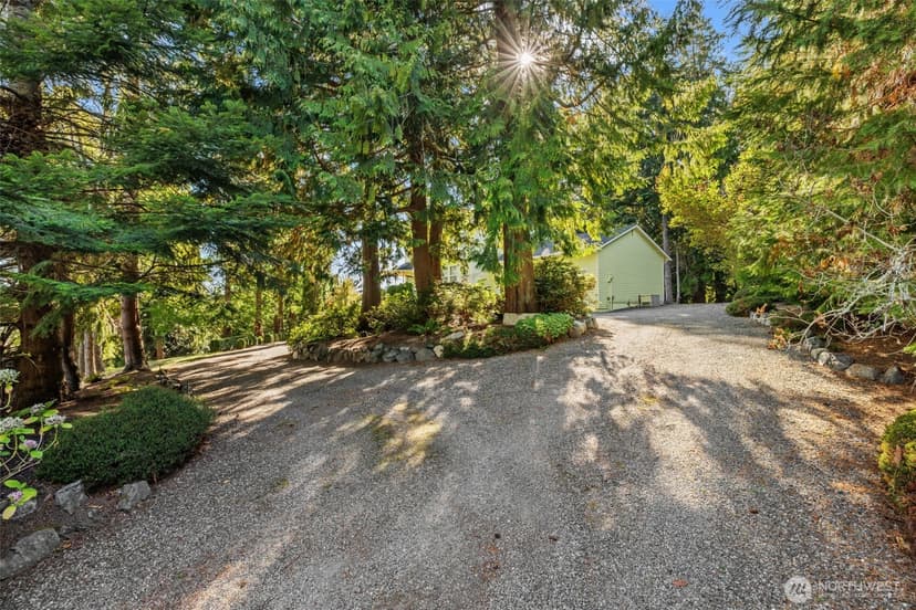 Property photo for 5504 Emil Road, Langley photo 36