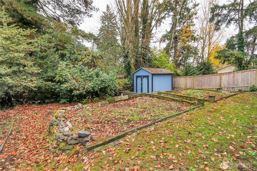 Property photo for 13018 27th Avenue NE, Seattle photo 18