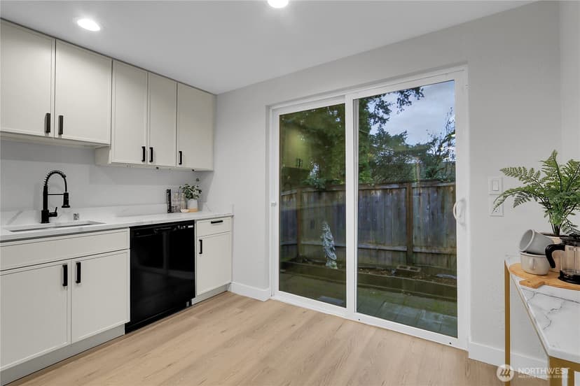 Property photo for 13018 27th Avenue NE, Seattle photo 7
