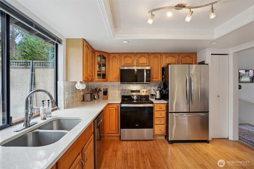 Property photo for 1207 S 293rd Place, Federal Way photo 6