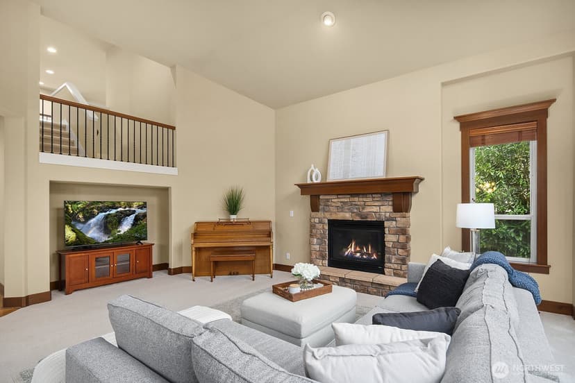 Property photo for 809 235th Avenue NE, Sammamish photo 8