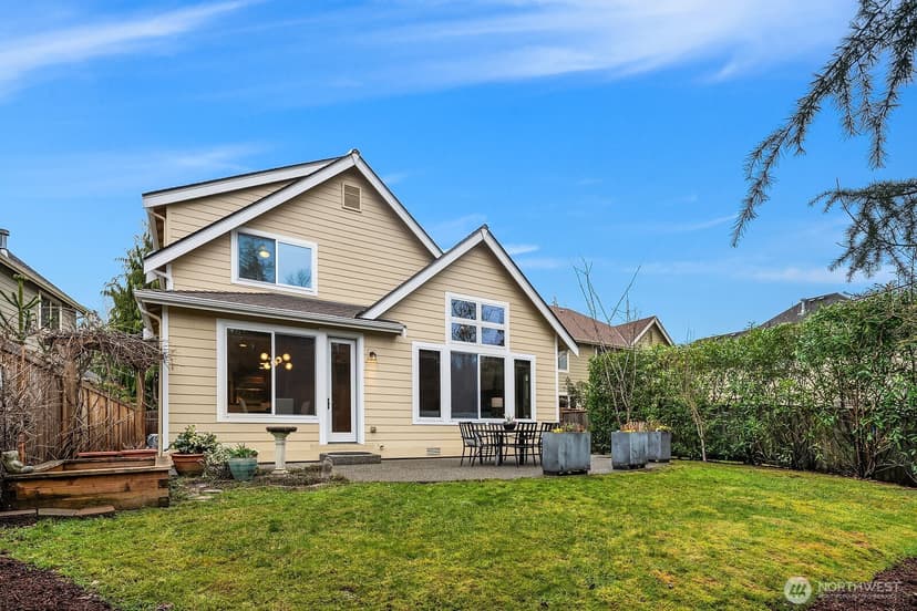 Property photo for 809 235th Avenue NE, Sammamish photo 33