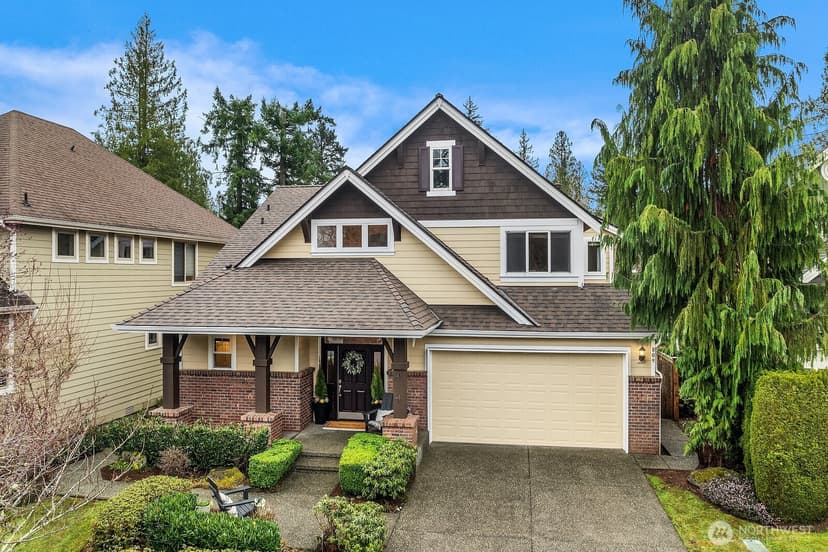 Property photo for 809 235th Avenue NE, Sammamish photo 2