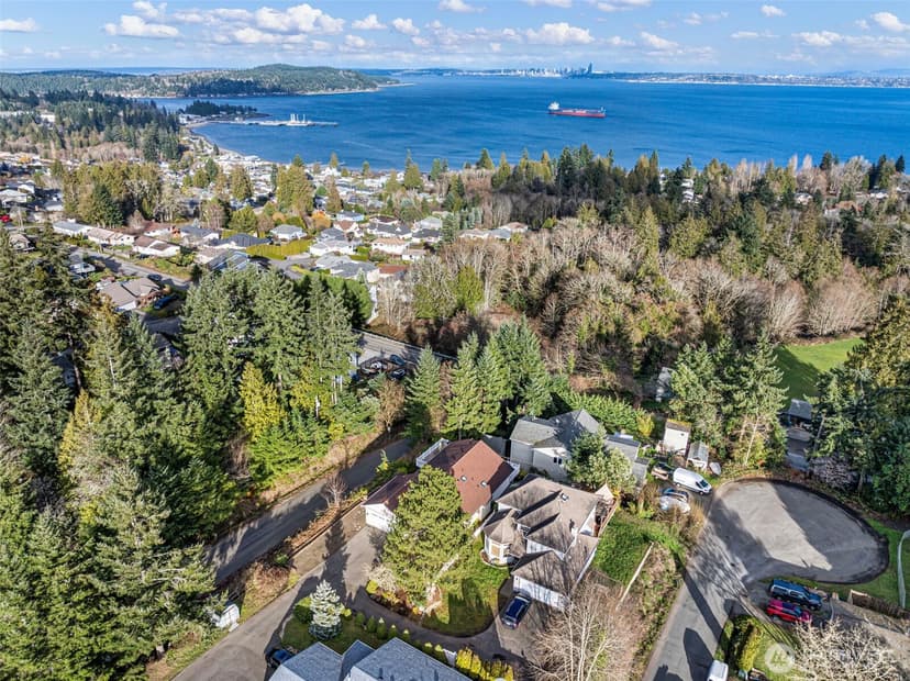 Property photo for 7331 E Center Street, Port Orchard photo 39