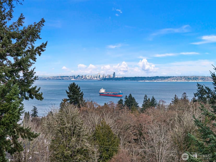 Property photo for 7331 E Center Street, Port Orchard photo 14