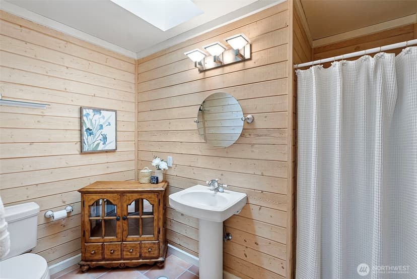Property photo for 7331 E Center Street, Port Orchard photo 25