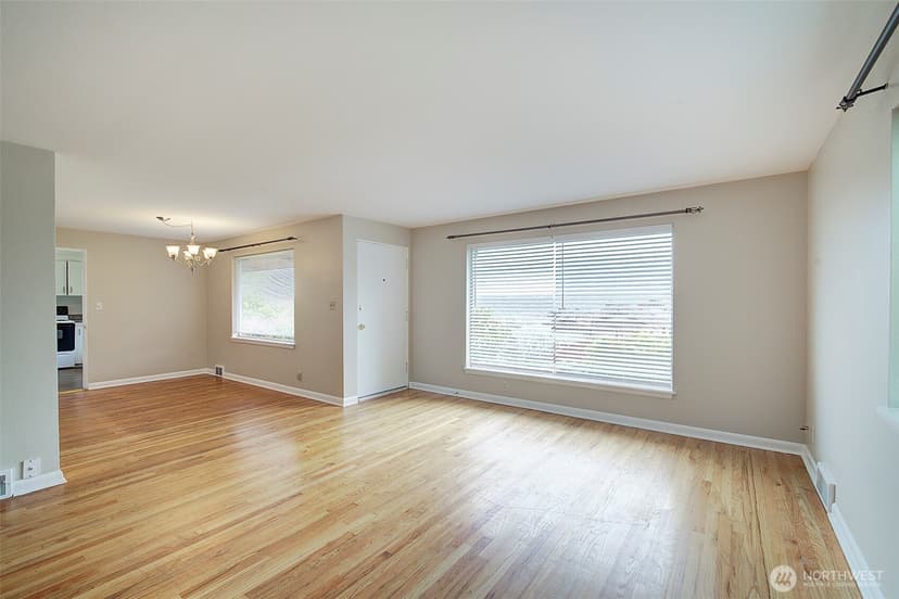 Property photo for 4045 29th Avenue W, Seattle photo 17