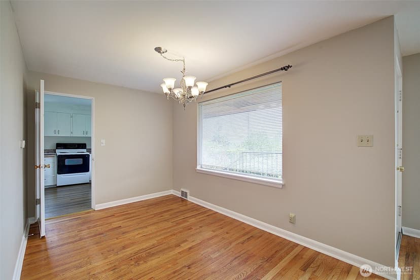 Property photo for 4045 29th Avenue W, Seattle photo 21