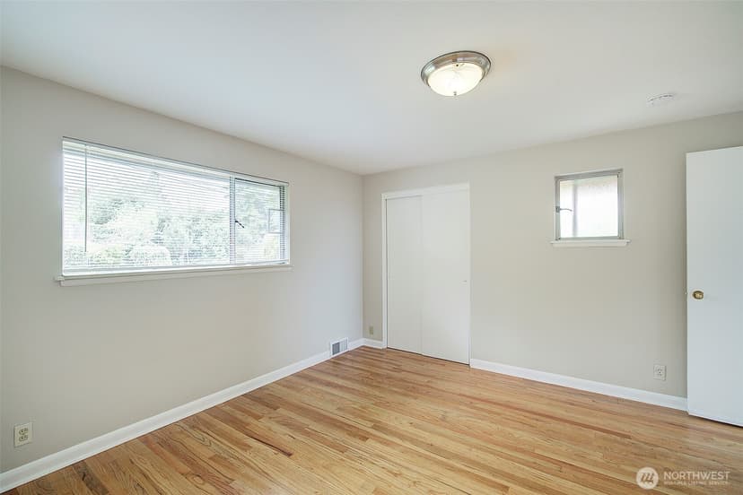 Property photo for 4045 29th Avenue W, Seattle photo 22